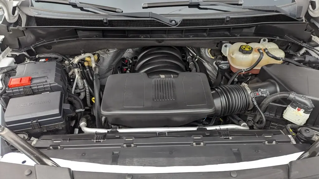 2023 GMC YUKON XL SLE photo 32
