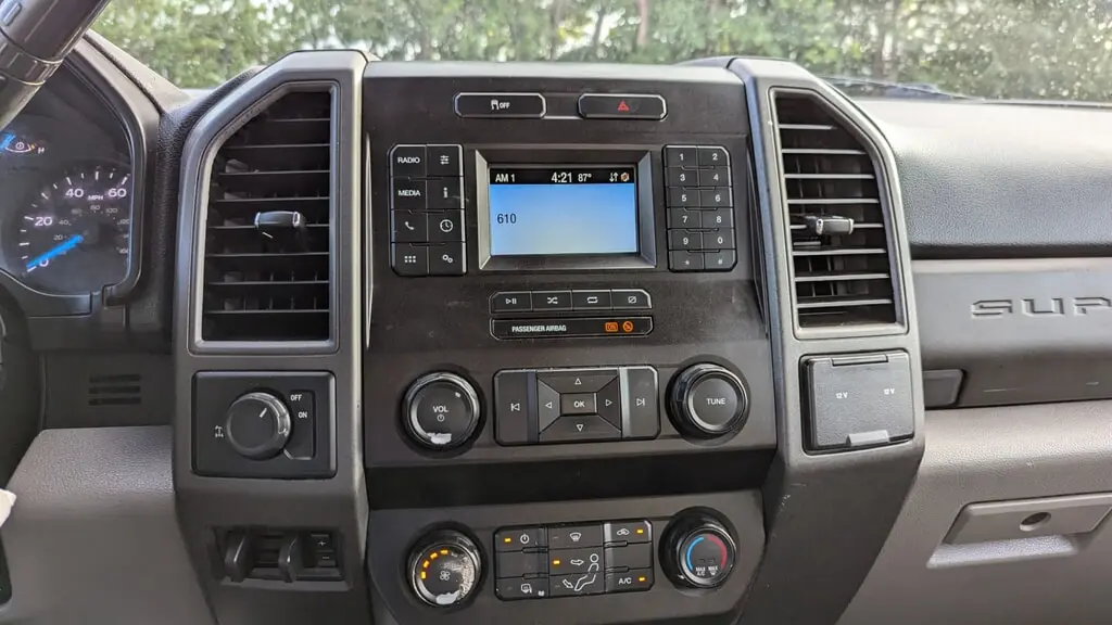 2020 FORD SUPER DUTY F-250 SRW XL photo 22