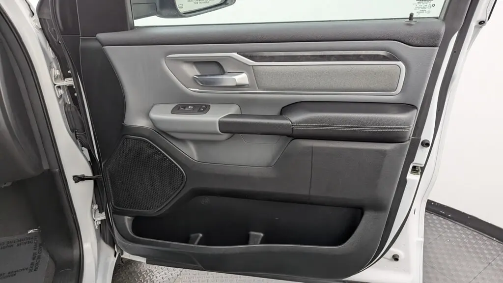 2020 RAM 1500 BIG HORN photo 21