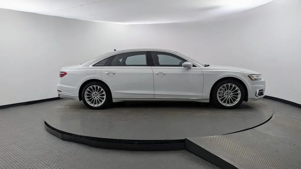 2019 AUDI A8 L photo 8