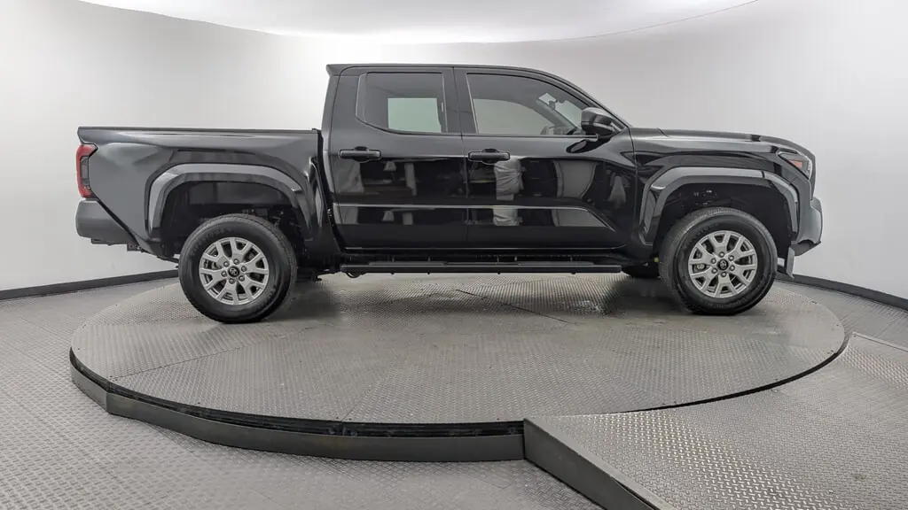 2025 TOYOTA TACOMA 2WD SR photo 8