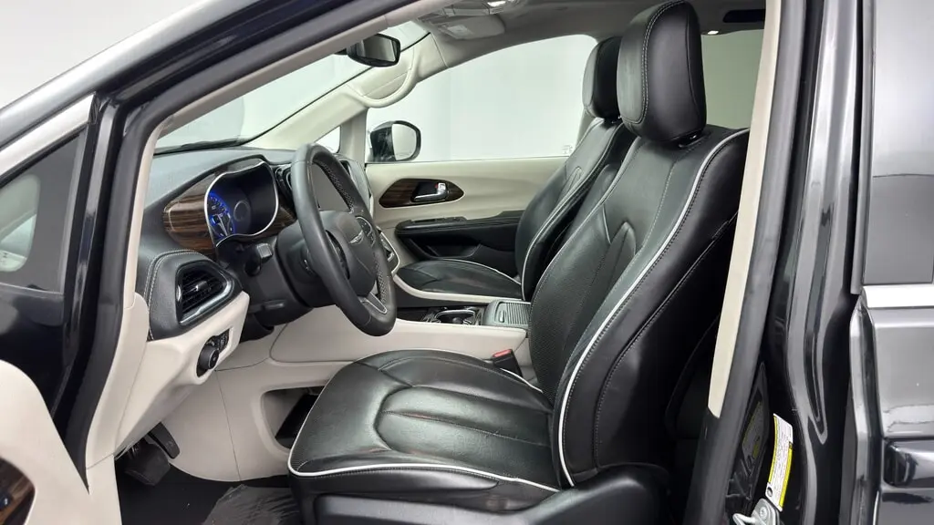 Florida Fine Cars - Used CHRYSLER PACIFICA 2023 WEST PALM LIMITED