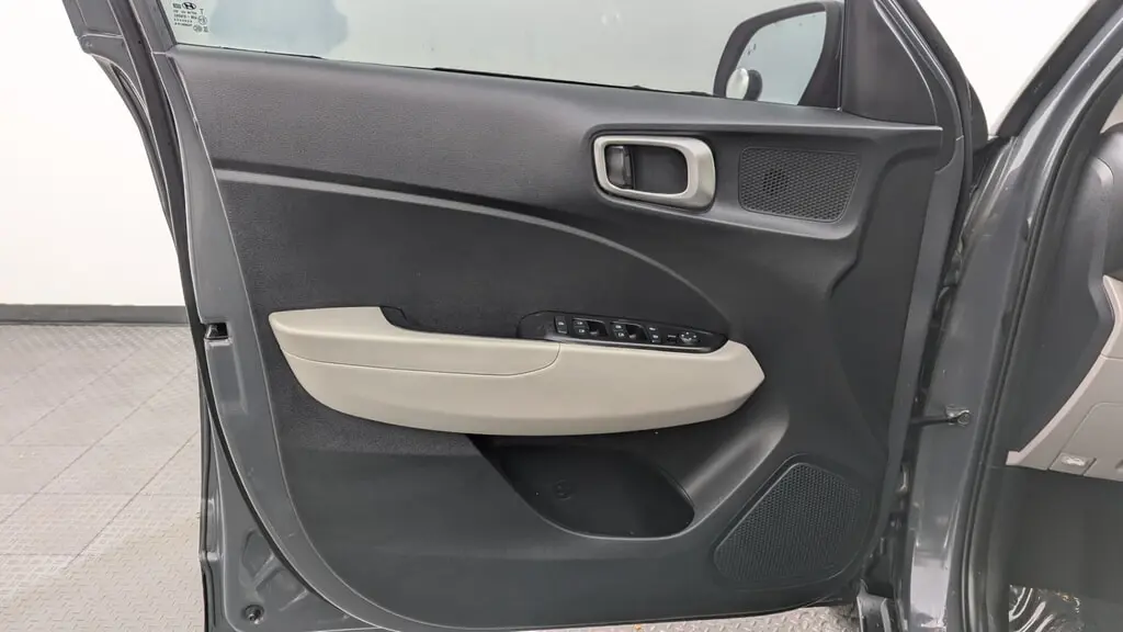 Florida Fine Cars - Used HYUNDAI VENUE 2024 MIAMI SEL