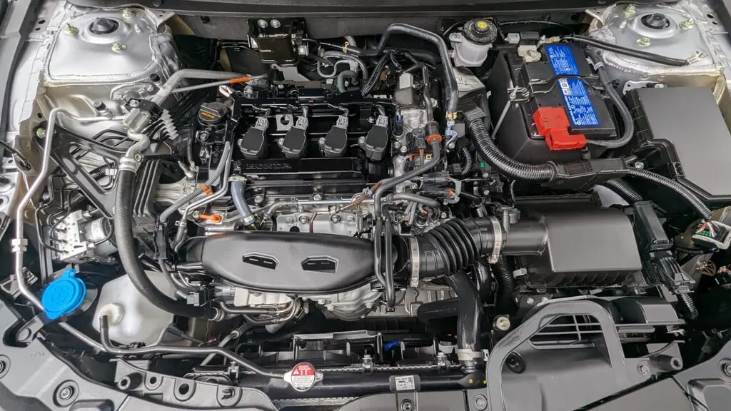 2025 HONDA ACCORD LX photo 30