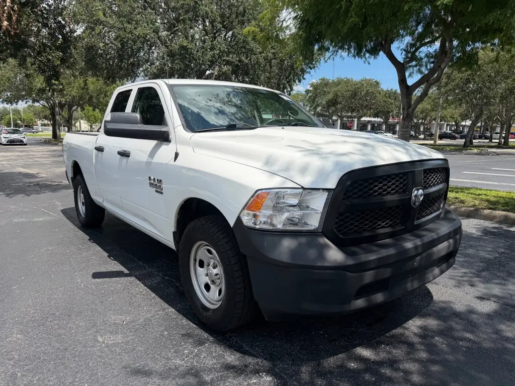 2023 RAM 1500 CLASSIC TRADESMAN photo 5