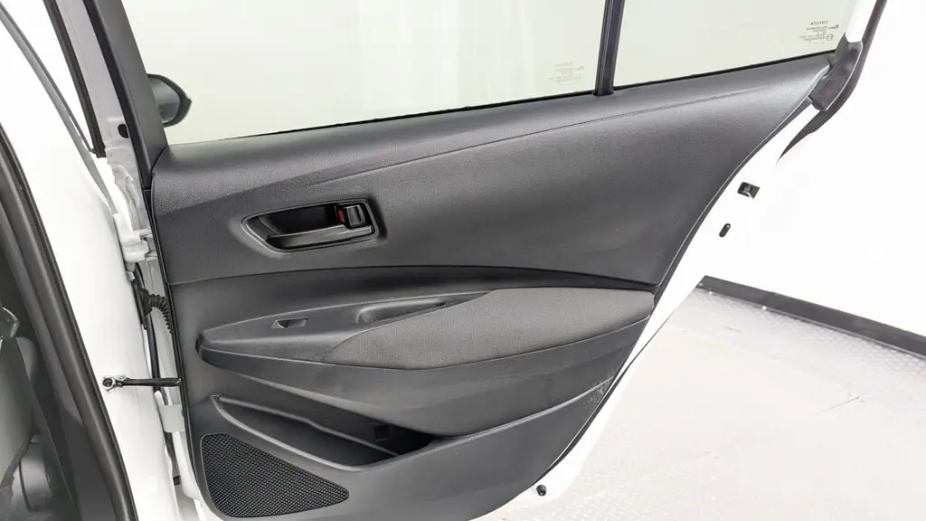2023 TOYOTA COROLLA LE photo 20