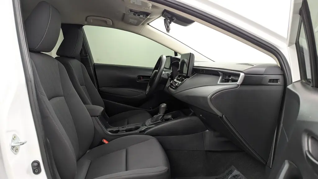 2023 TOYOTA COROLLA LE photo 21