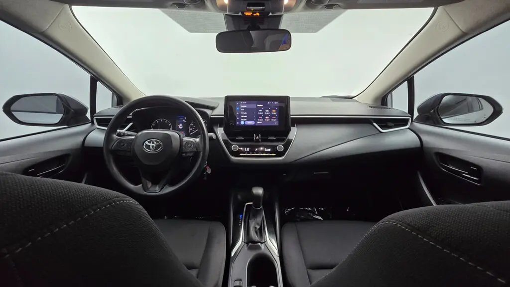 2025 TOYOTA COROLLA LE photo 23