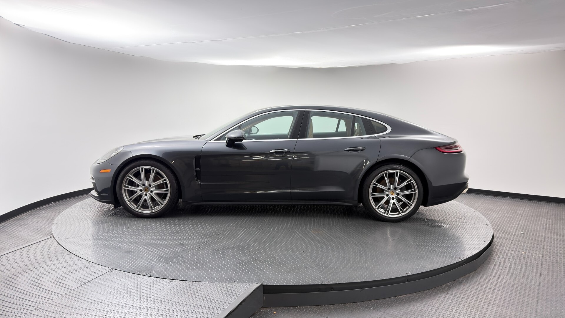 Florida Fine Cars - Used vehicle - SEDAN PORSCHE PANAMERA 2019