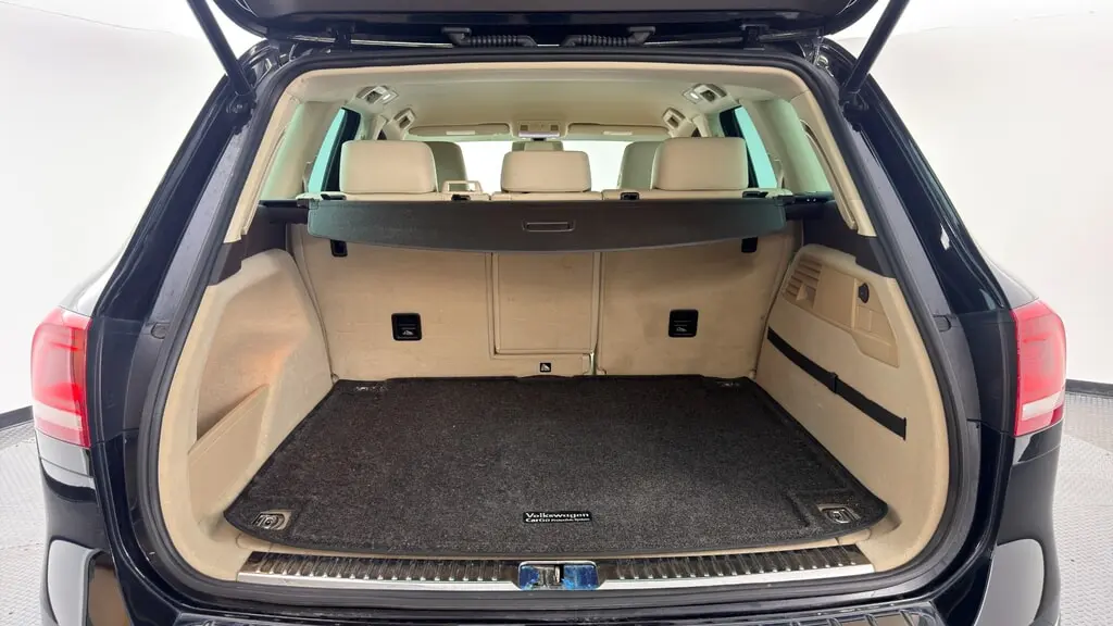 Florida Fine Cars - Used VOLKSWAGEN TOUAREG 2015 WEST PALM LUX