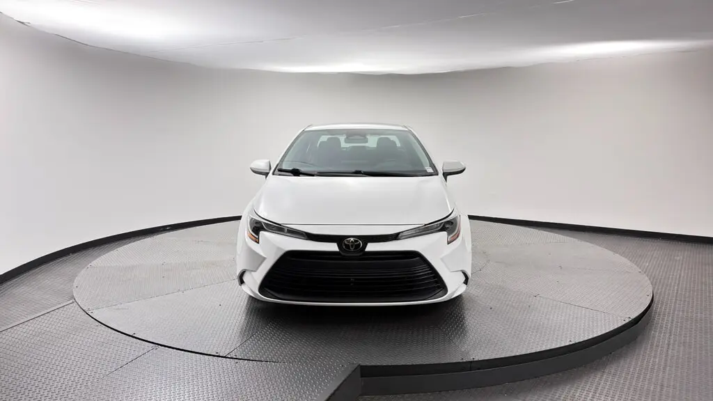 2024 TOYOTA COROLLA LE photo 11