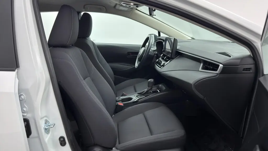 2024 TOYOTA COROLLA LE photo 21