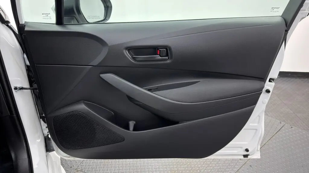 2024 TOYOTA COROLLA LE photo 22