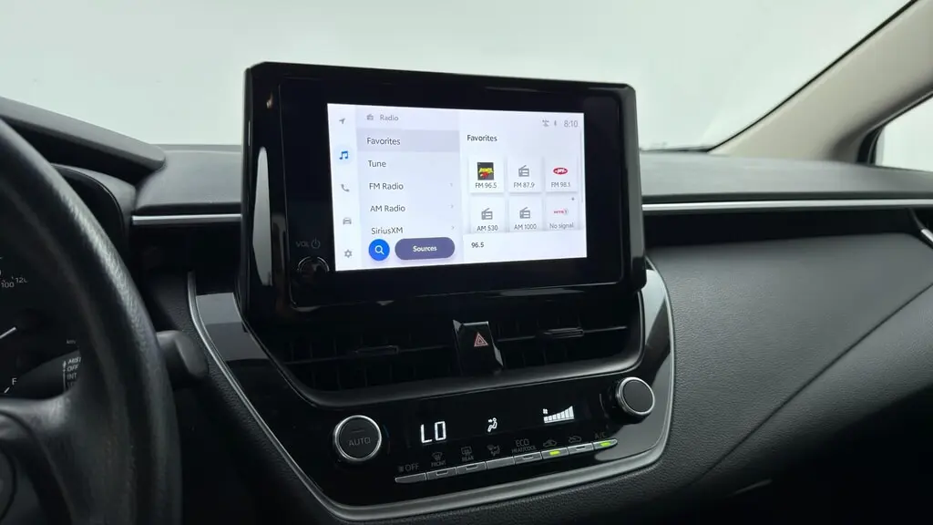 2024 TOYOTA COROLLA LE photo 29