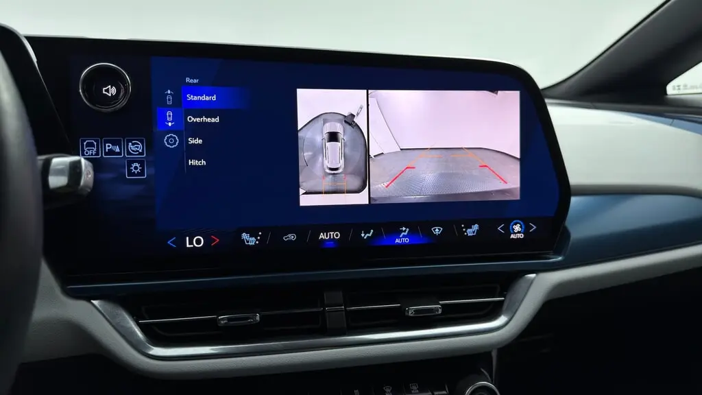 2024 CHEVROLET EQUINOX EV LT photo 27