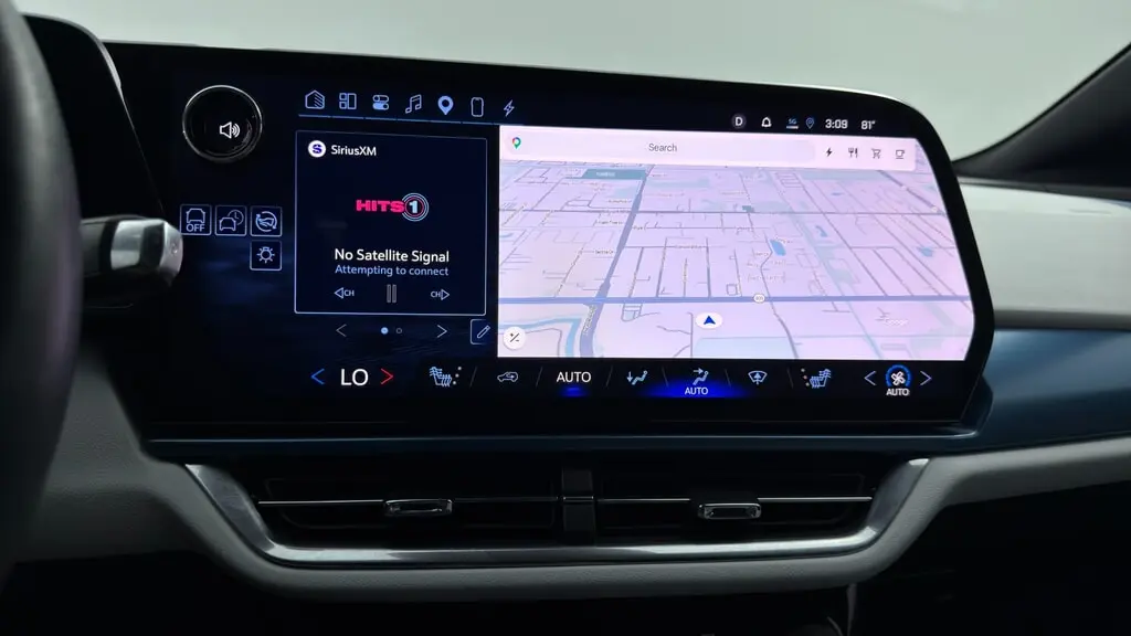 2024 CHEVROLET EQUINOX EV LT photo 33