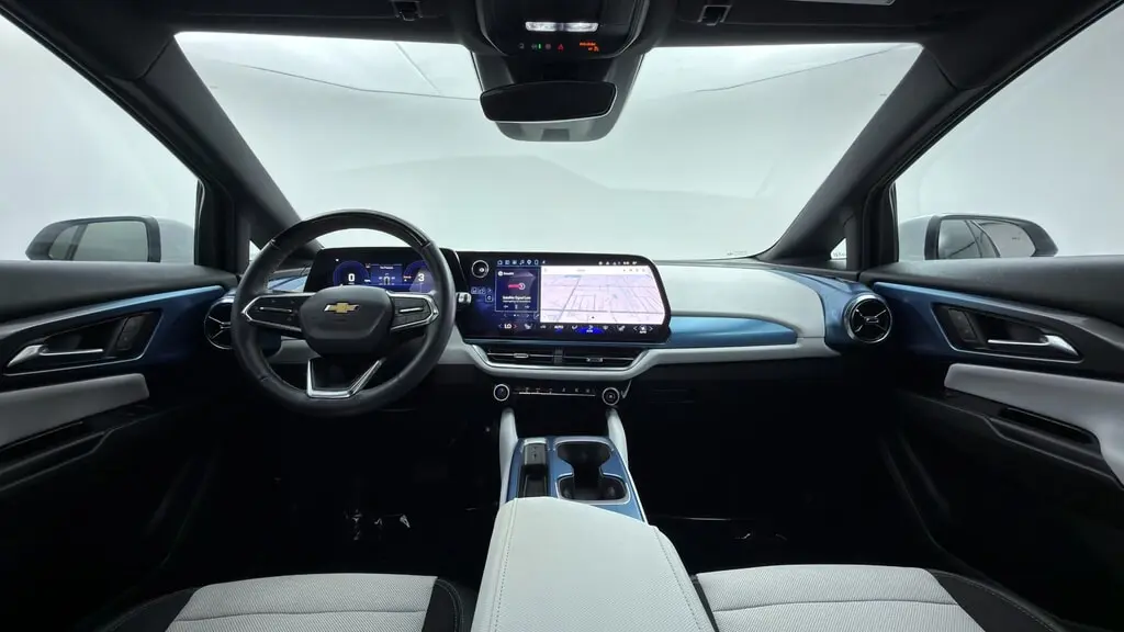 2024 CHEVROLET EQUINOX EV LT photo 25