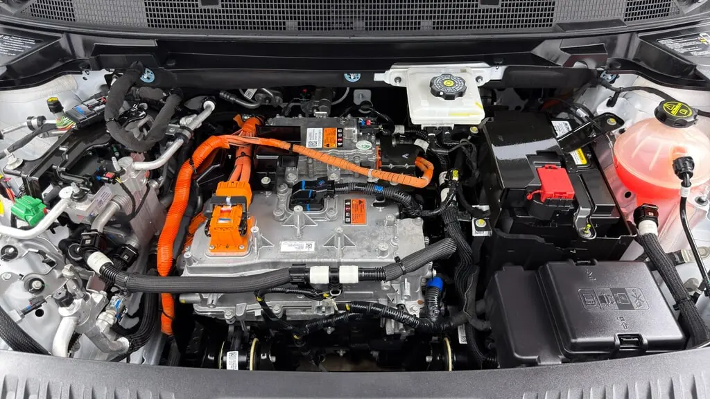 2024 CHEVROLET EQUINOX EV LT photo 36