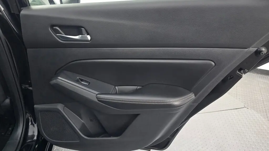2019 NISSAN ALTIMA 2.5 S photo 18