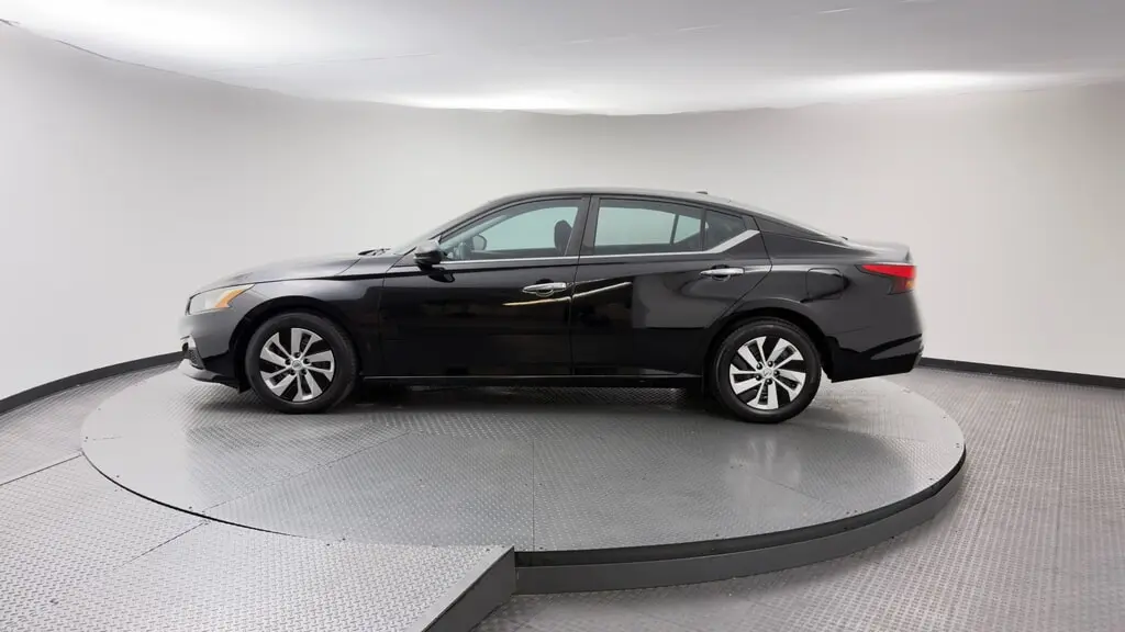2019 NISSAN ALTIMA 2.5 S photo 2