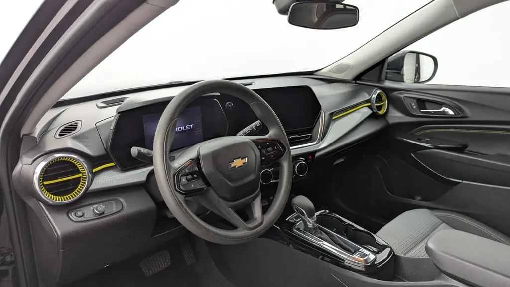 2025 CHEVROLET TRAX LT photo 25