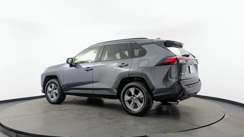 2022 TOYOTA RAV4 HYBRID LE photo 5