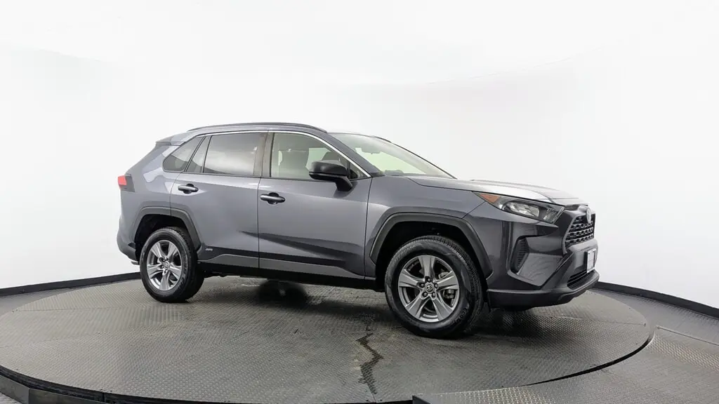 2022 TOYOTA RAV4 HYBRID LE photo 10