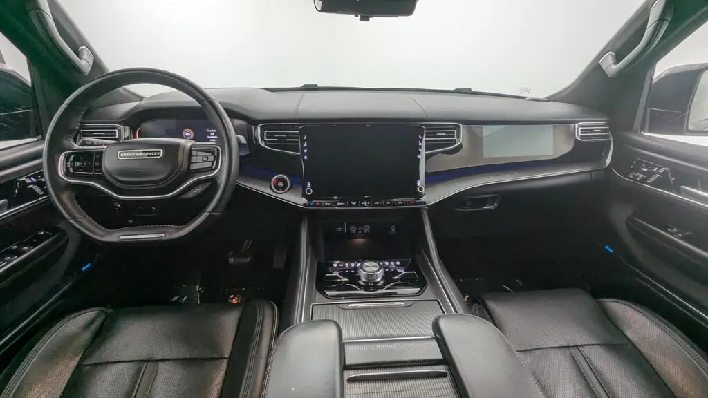 2024 JEEP GRAND WAGONEER L SERIES II OBSIDIAN photo 26