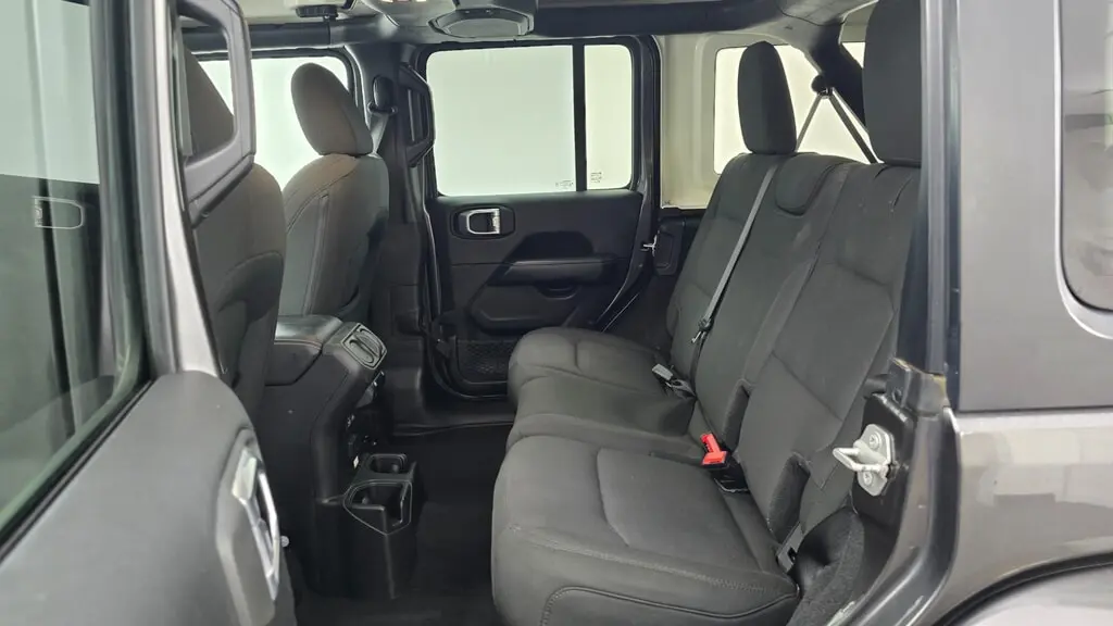 2023 JEEP WRANGLER SAHARA photo 16