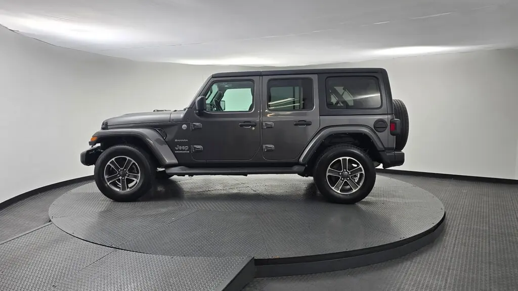 2023 JEEP WRANGLER SAHARA photo 2