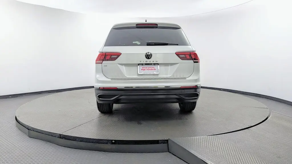 2023 VOLKSWAGEN TIGUAN SE photo 6