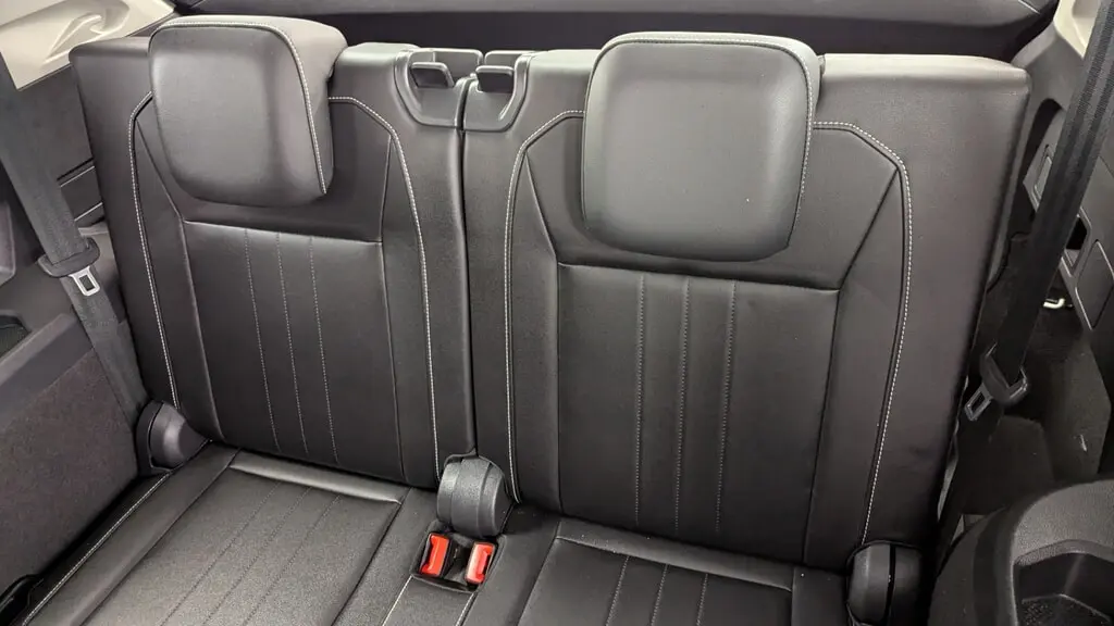 2023 VOLKSWAGEN TIGUAN SE photo 17