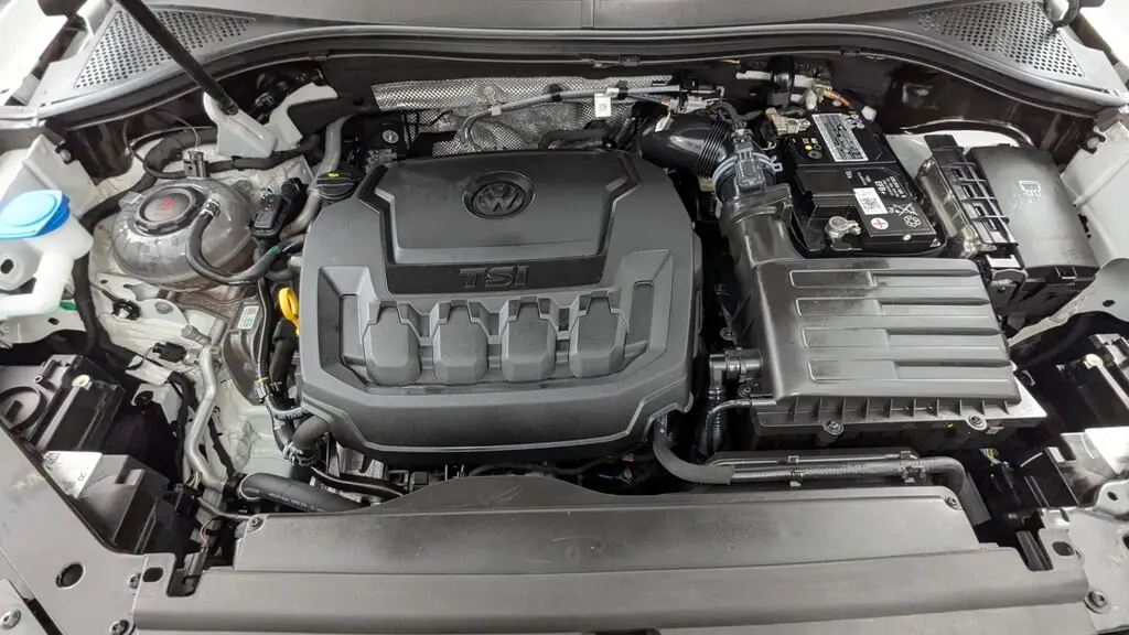 2023 VOLKSWAGEN TIGUAN SE photo 32