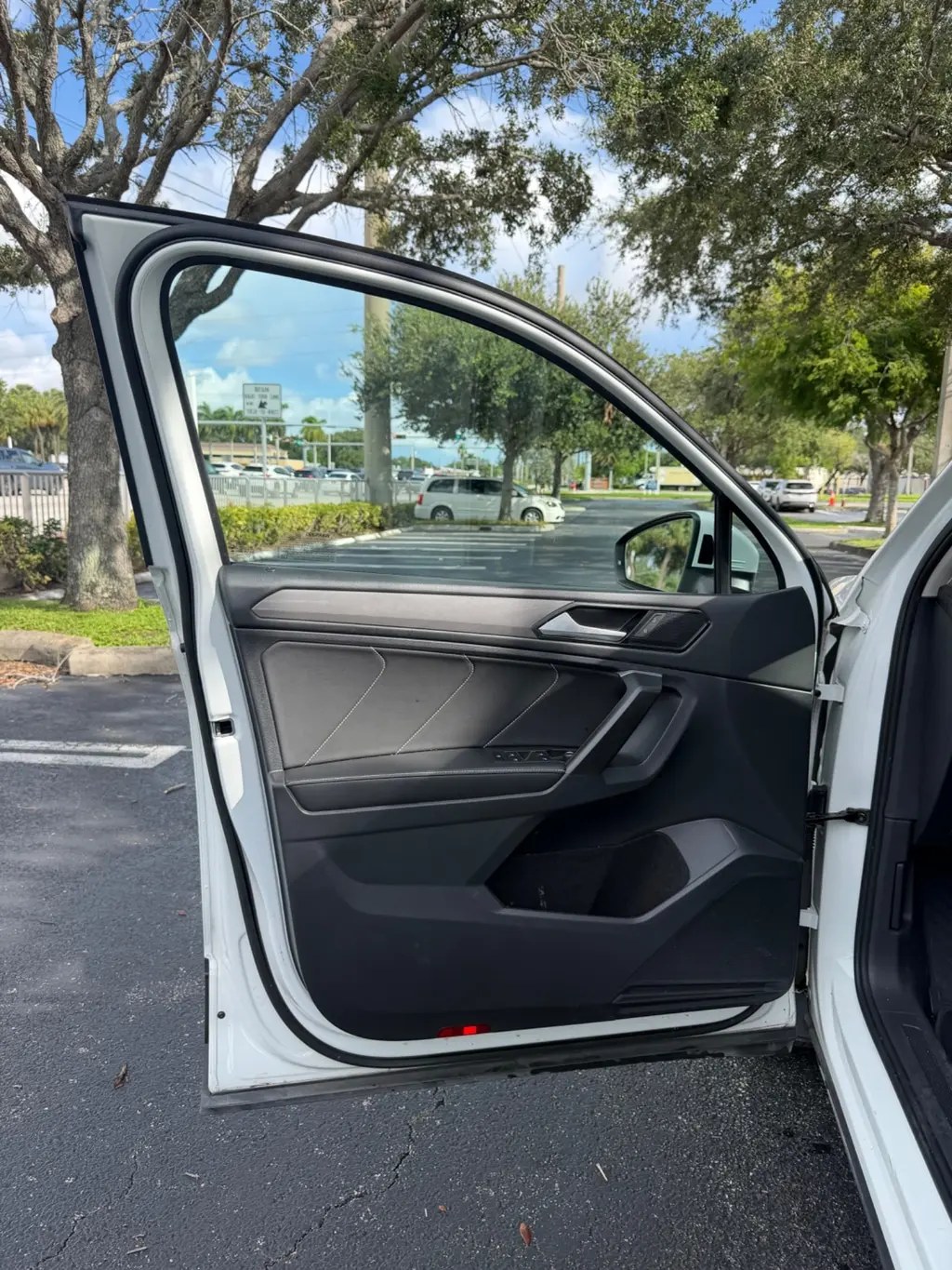 Florida Fine Cars - Used VOLKSWAGEN TIGUAN 2023 MARGATE SE