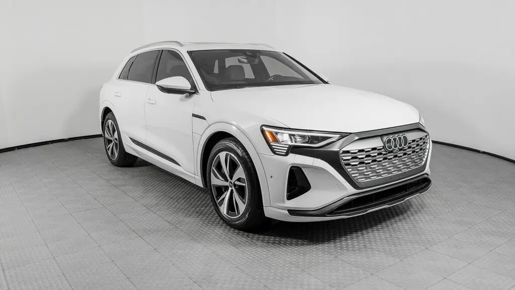 Florida Fine Cars - Used AUDI Q8 E-TRON 2024 ORLANDO PREMIUM PLUS