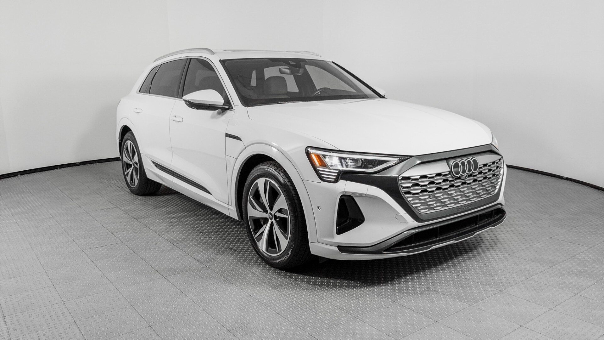 Florida Fine Cars - Used vehicle - SUV AUDI Q8 E-TRON 2024