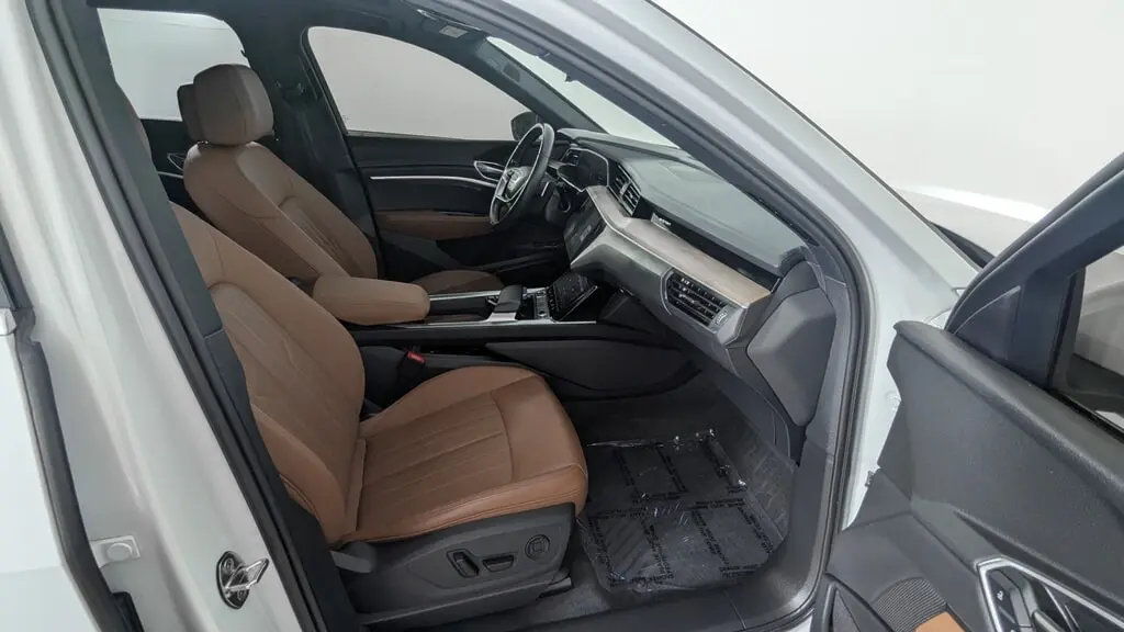 Florida Fine Cars - Used AUDI Q8 E-TRON 2024 ORLANDO PREMIUM PLUS