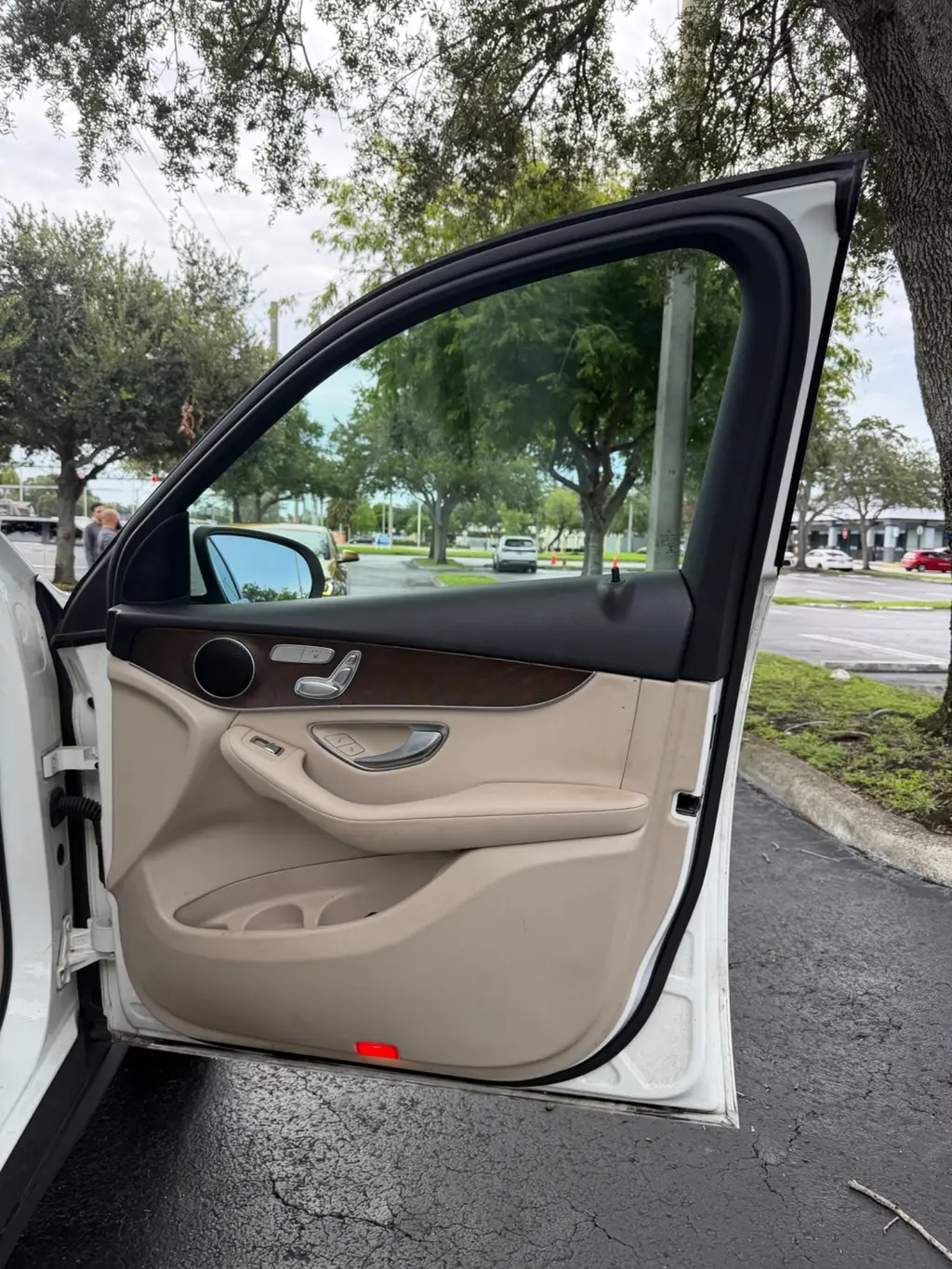 Florida Fine Cars - Used MERCEDES-BENZ GLC 2019 MIAMI GLC 300