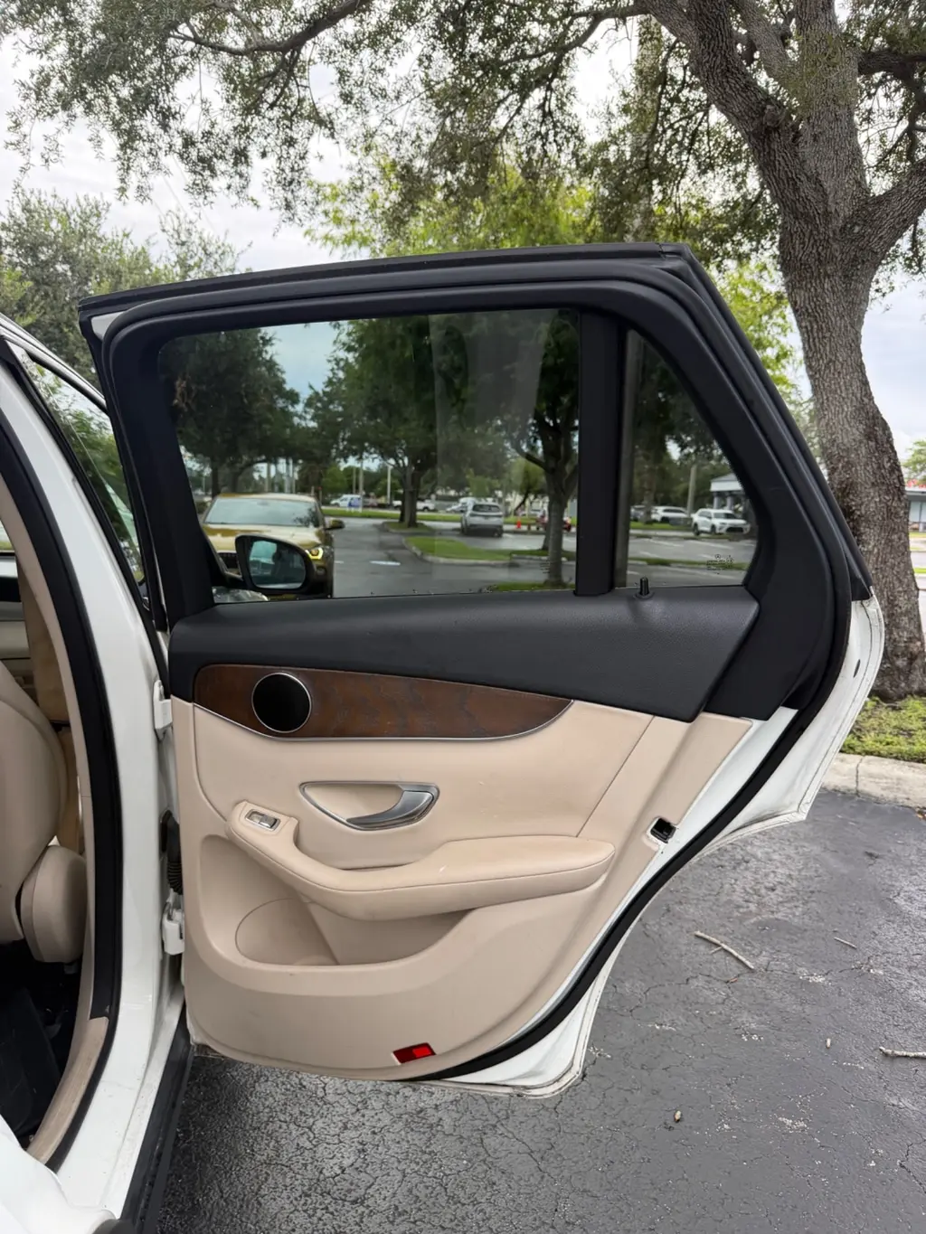 Florida Fine Cars - Used MERCEDES-BENZ GLC 2019 MIAMI GLC 300