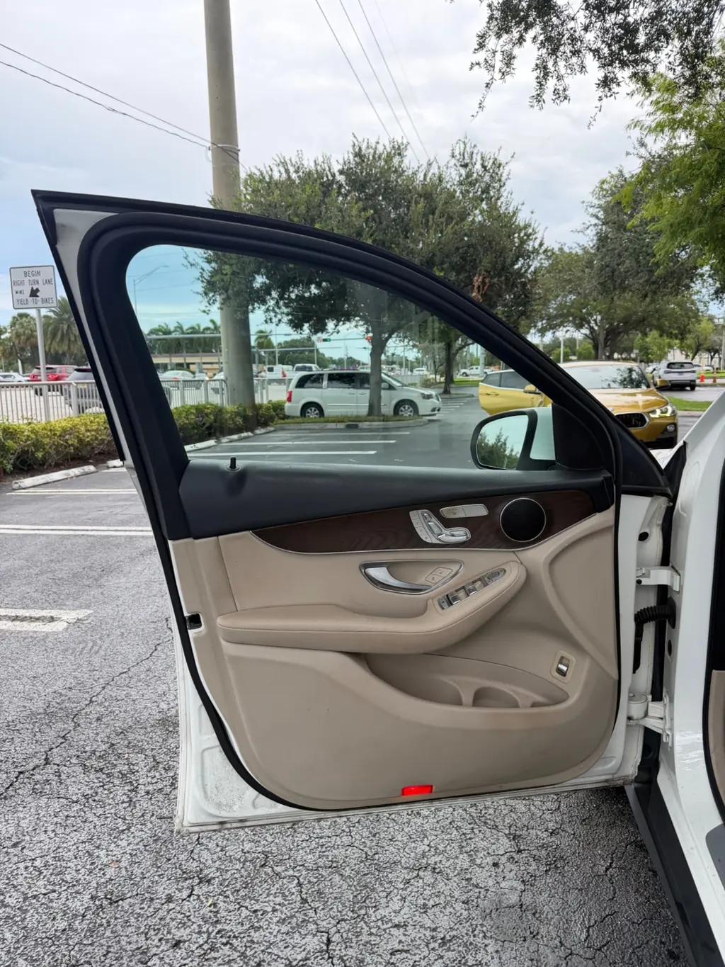 Florida Fine Cars - Used MERCEDES-BENZ GLC 2019 MIAMI GLC 300