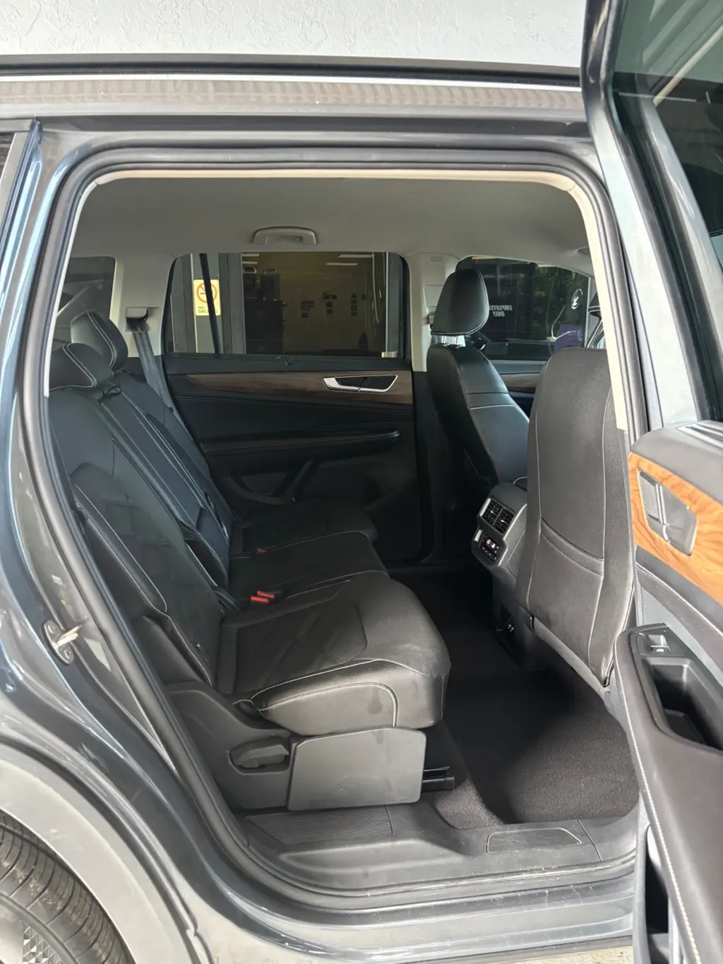 Florida Fine Cars - Used VOLKSWAGEN ATLAS 2025 MIAMI 2.0T SE W/TECHNOLOGY
