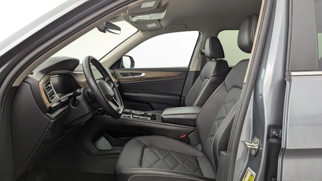 2025 VOLKSWAGEN ATLAS 2.0T SE W/TECHNOLOGY photo 13