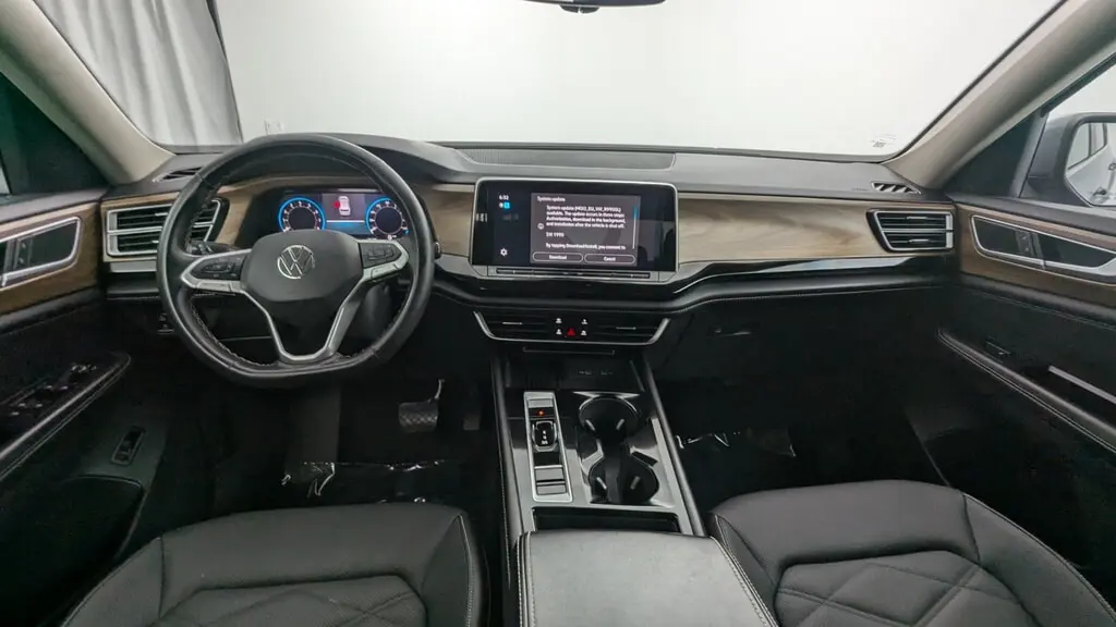 2025 VOLKSWAGEN ATLAS 2.0T SE W/TECHNOLOGY photo 25