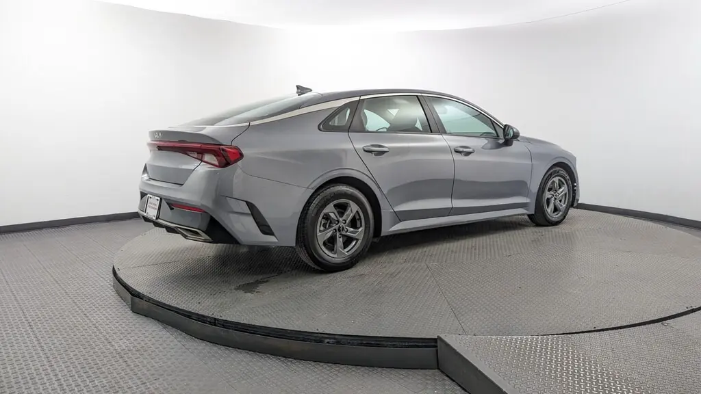 2022 KIA K5 LXS photo 7