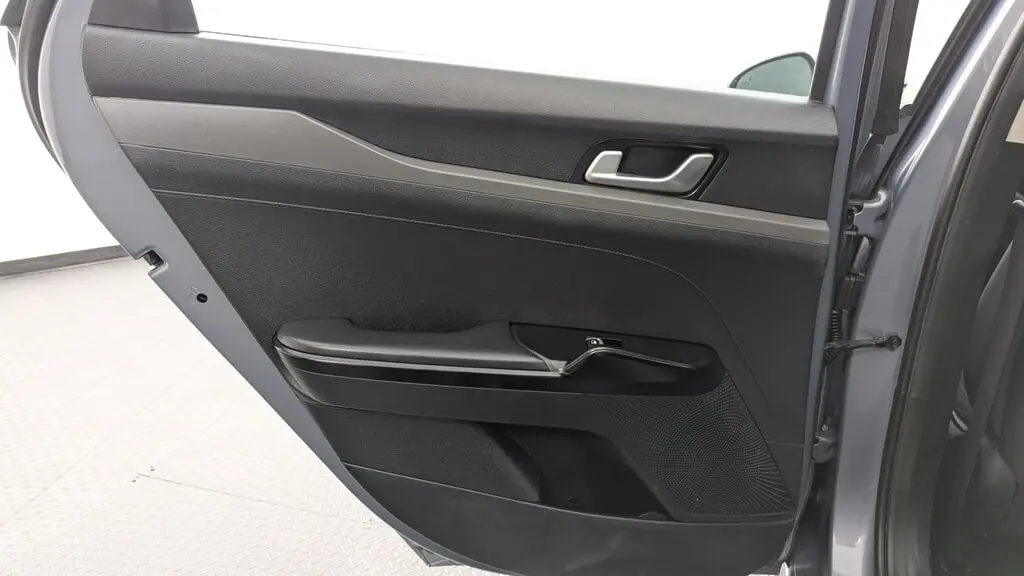 2022 KIA K5 LXS photo 15
