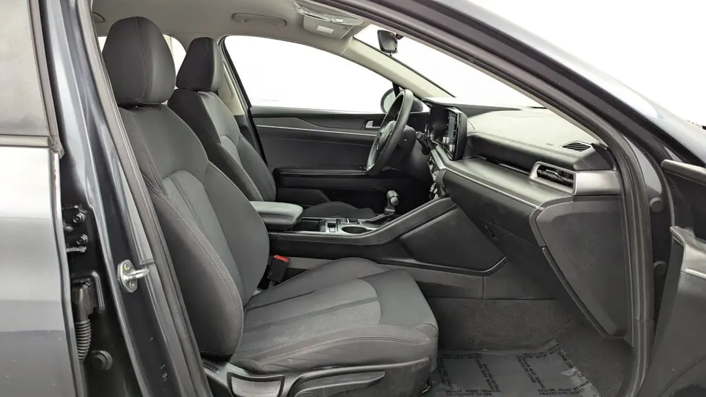 2023 KIA K5 LXS photo 21