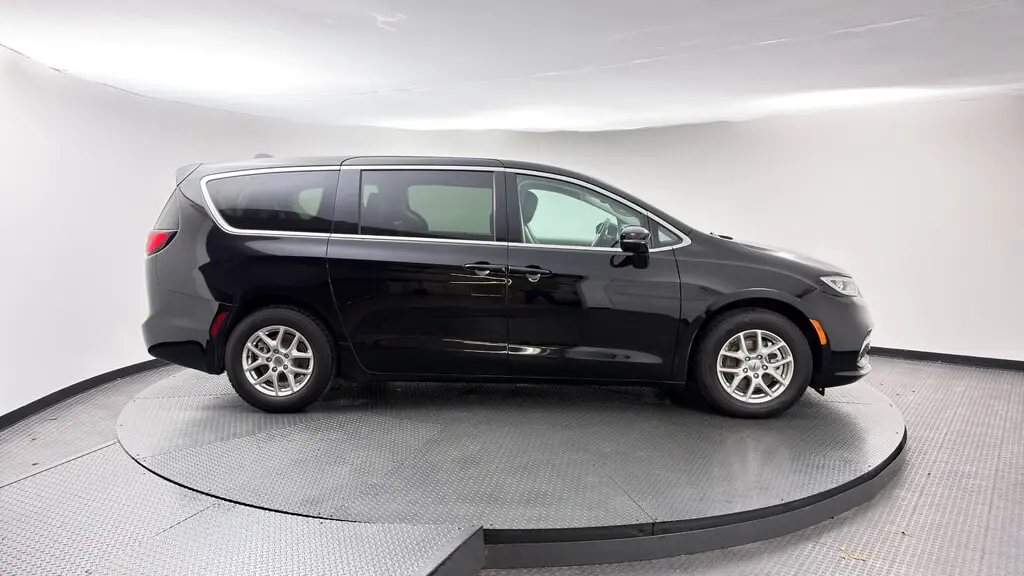 Florida Fine Cars - Used CHRYSLER PACIFICA 2024 WEST PALM TOURING L