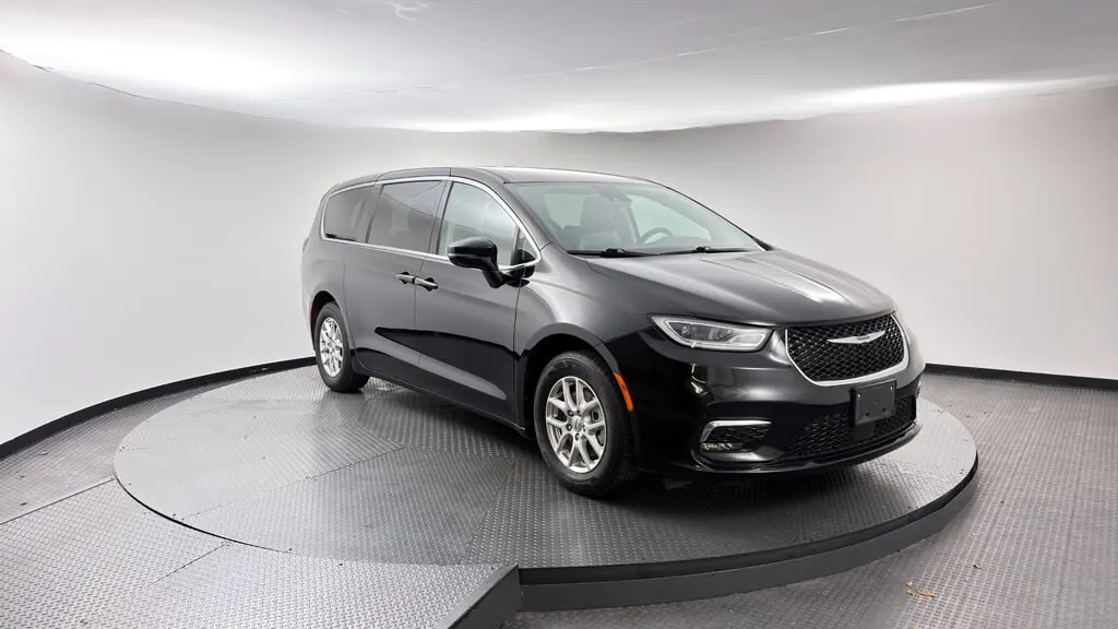 Florida Fine Cars - Used CHRYSLER PACIFICA 2024 WEST PALM TOURING L