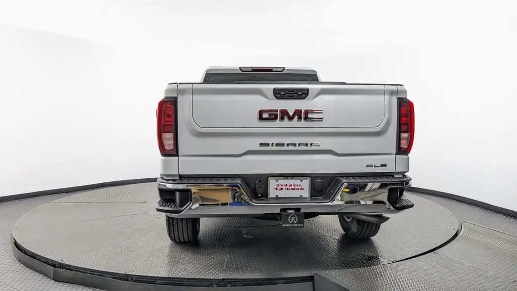 2022 GMC SIERRA 1500 SLE photo 6