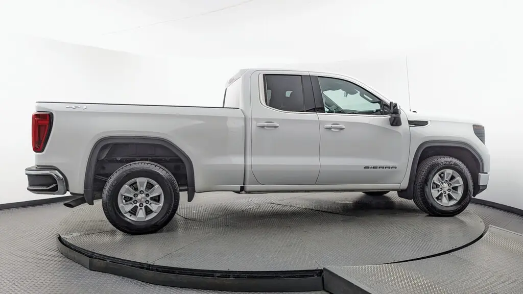 2022 GMC SIERRA 1500 SLE photo 8